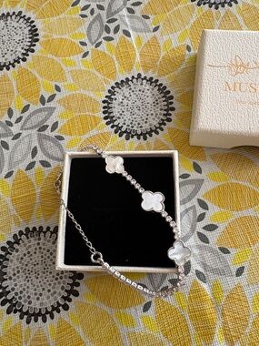 Muse Silver Bracelet with White Clover Accents